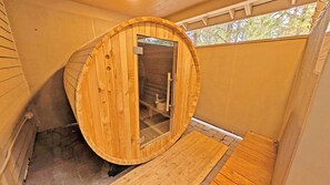 House, 4 Bedrooms | Sauna