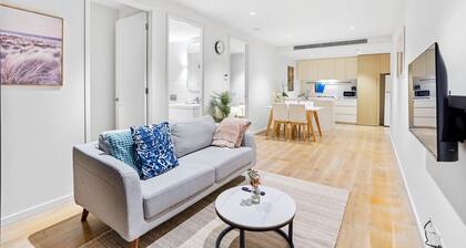 Charming 2-bedroom apartment with WiFi and fitness room in beautiful Melbourne