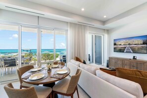 Smart TV, video games, stereo - Rum Point Resort #105 (Grand Cayman)