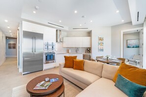 Smart TV, video games, stereo - Rum Point Resort #105 (Grand Cayman)