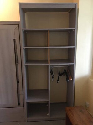 Interior - quiet studio with 20m2 terrace (Vidauban)