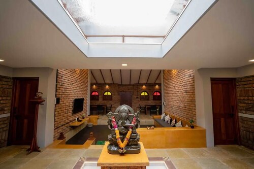 The Brick mansion Nashik|Luxurious Villa in Nashik
