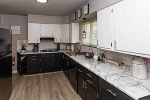 Private kitchen - Remarkable Ranch + Hot Tub + Game Room + Fitness Room! (Gary)