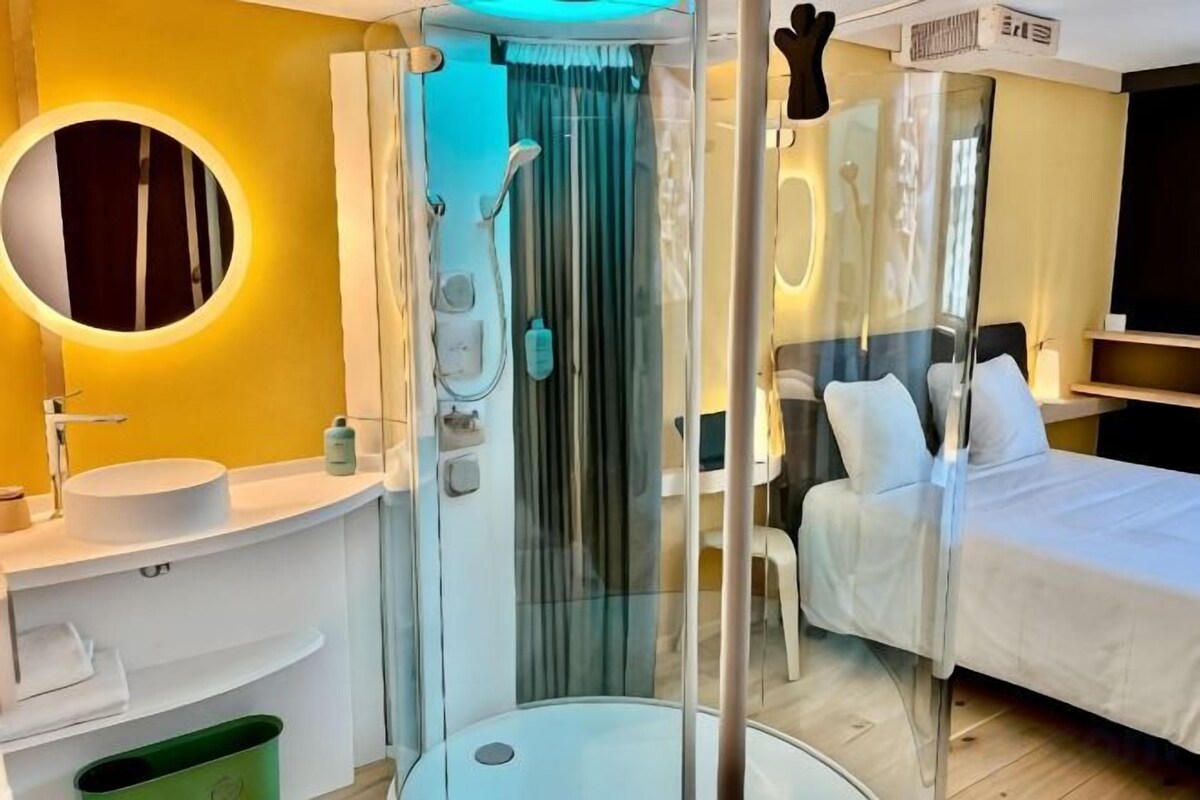 Bathroom | Hair dryer