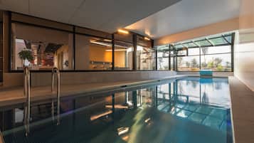 Piscine couverte