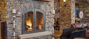 Private See Forever Home by InvitedHome | Spring Break, Ski Valet, Walk to Ski