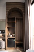 Mobiliario individual, escritorio, sistema de insonorización