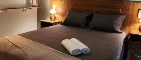 1 bedroom, free WiFi, bed sheets
