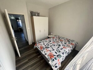 3 bedrooms