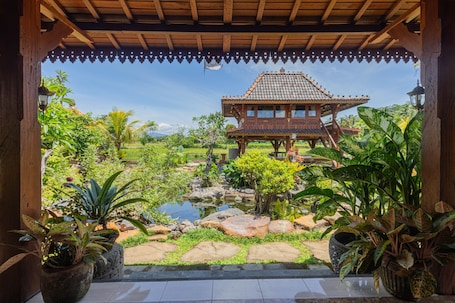 Vista al jardín. Billys Ayodya Villa