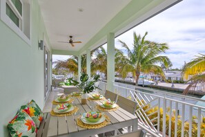 Outdoor dining - Sea You Soon! Canalfront, Private Heated Pool, Hot Tub & 5 Min to AMI (Bradenton)