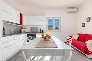Apartment | Dining room