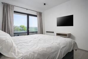 5 chambres, fer et planche Ă repasser, Wi-Fi, draps fournis