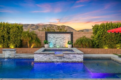 New: Gameroom, Pool, Spa, Firepit