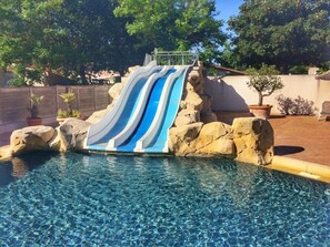 Innenpool, beheizter Pool