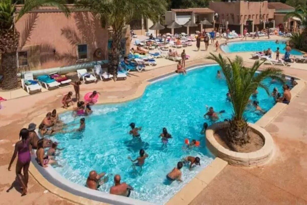 Beheizter Pool