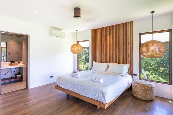 Deluxe Room, Multiple Beds