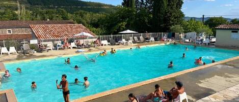 Una piscina climatizada