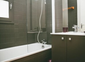 Towels - ZEcamping 3 étoiles parc aquatique chiens acceptés locatif TV LV 75m2 (Moncontour)
