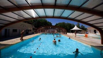 Piscine couverte