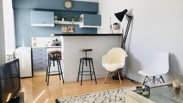 1 bedroom, iron/ironing board, free WiFi, bed sheets