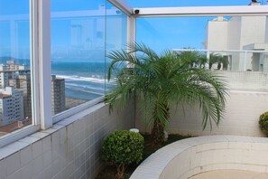 Classic Apartment | Property grounds - Residencial Viva Feliz (Praia Grande)