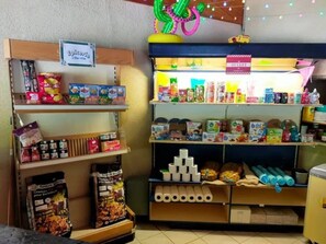 Gift shop - Camping 4 étoiles - Piscine  - eebigg (Carennac)