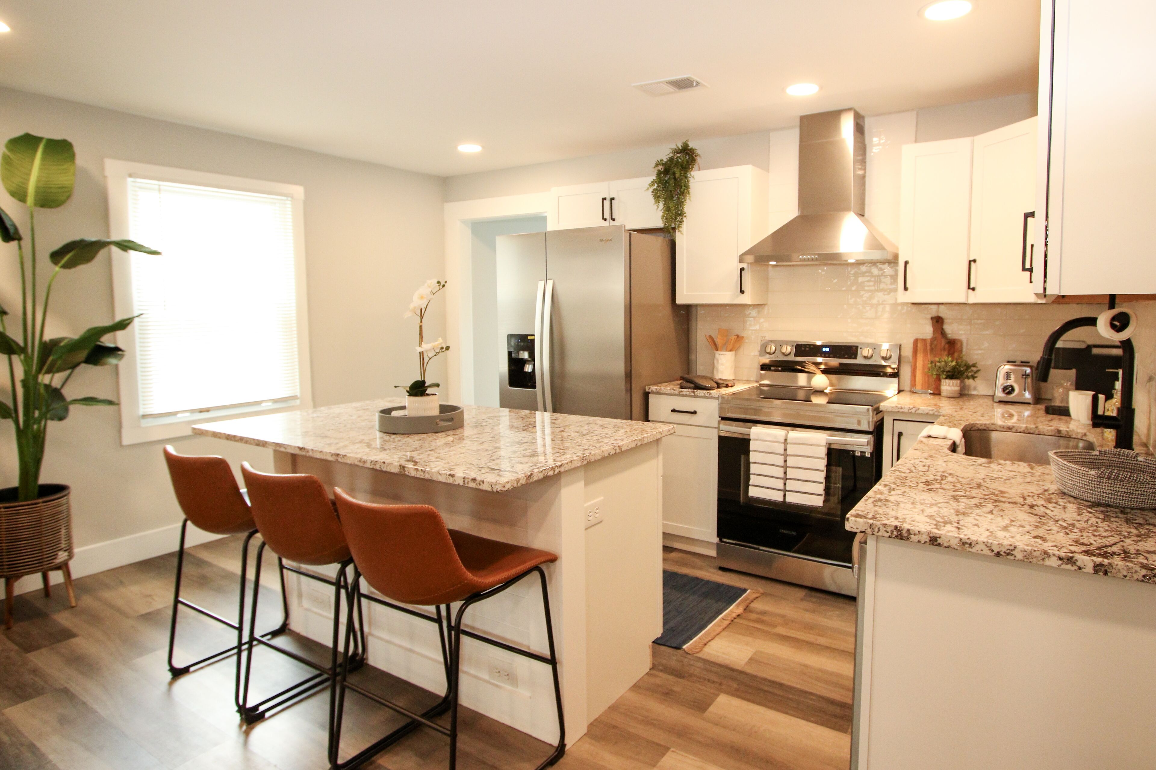 Microwave, oven, stovetop, dishwasher