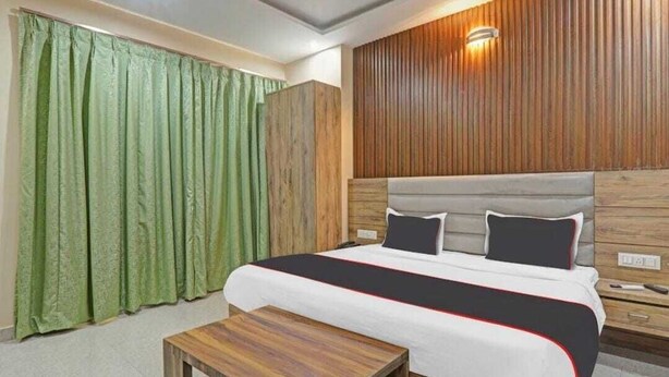 Exclusive Double Room | In-room safe, desk, soundproofing, iron/ironing board - ICYHOTELS HL INN (Lucknow)