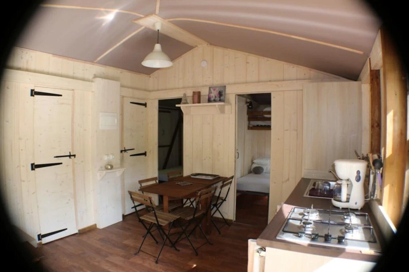 Fridge, stovetop, toaster