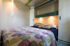 2 室のベッドルーム、WiFi