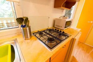 Kühlschrank, Mikrowelle