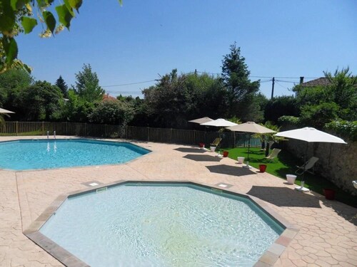 ZEcamping 3 étoiles avec piscine chauffée snack bar et restaurant