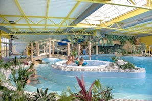 Piscine couverte, piscine chauffée