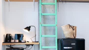 Bureau, chambres insonorisées, Wi-Fi gratuit, draps fournis