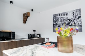 Maisonette | Eigene Küche | Espressomaschine, Wasserkocher mit Kaffee-/Teezubehör, Wasserkocher