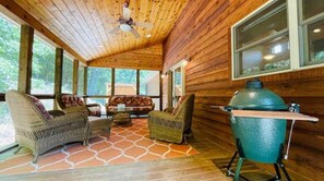 Interior - Room to escape city stress in West Virginia (Mathias)