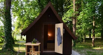 ZEcamping 2 étoiles piscine couverte locatif 4 pers