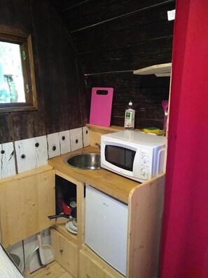 Refrigerador y microondas 