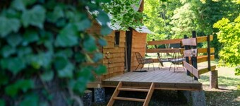 Cabane 2 étoiles - Piscine  - eecebi