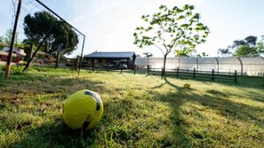 Unclassified image, 4 of 25, button - Camping 3 étoiles - Piscine  - eececd (Chamberet)