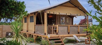 Cabane 3 étoiles - Parc aquatique - eecfdc