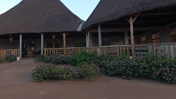 Front of property - Euphorbia Safari Lodge (Kasese)