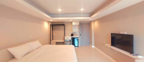 Premium Room, 1 Bedroom, Non Smoking, Private Bathroom | 20 bedrooms, desk, soundproofing, free WiFi