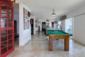 Spielezimmer
