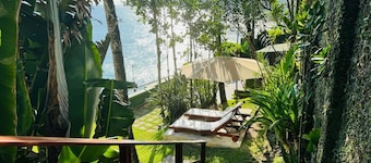 Oceanfront 4 BR Villa in the Heart of Rio's Safest Neighborhood
