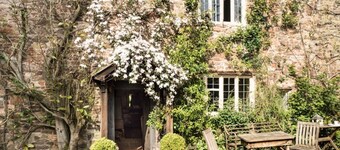 A HEAVENLY RETREAT WITH OFF-STREET PARKING