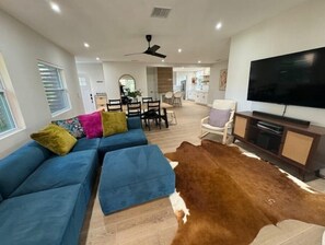 Smart-TV, Stereoanlage