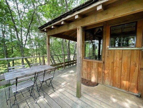 ZEcamping 4 étoiles familial piscine chauffée locatif TV BBQ 42m2