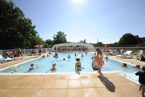 Innenpool, beheizter Pool
